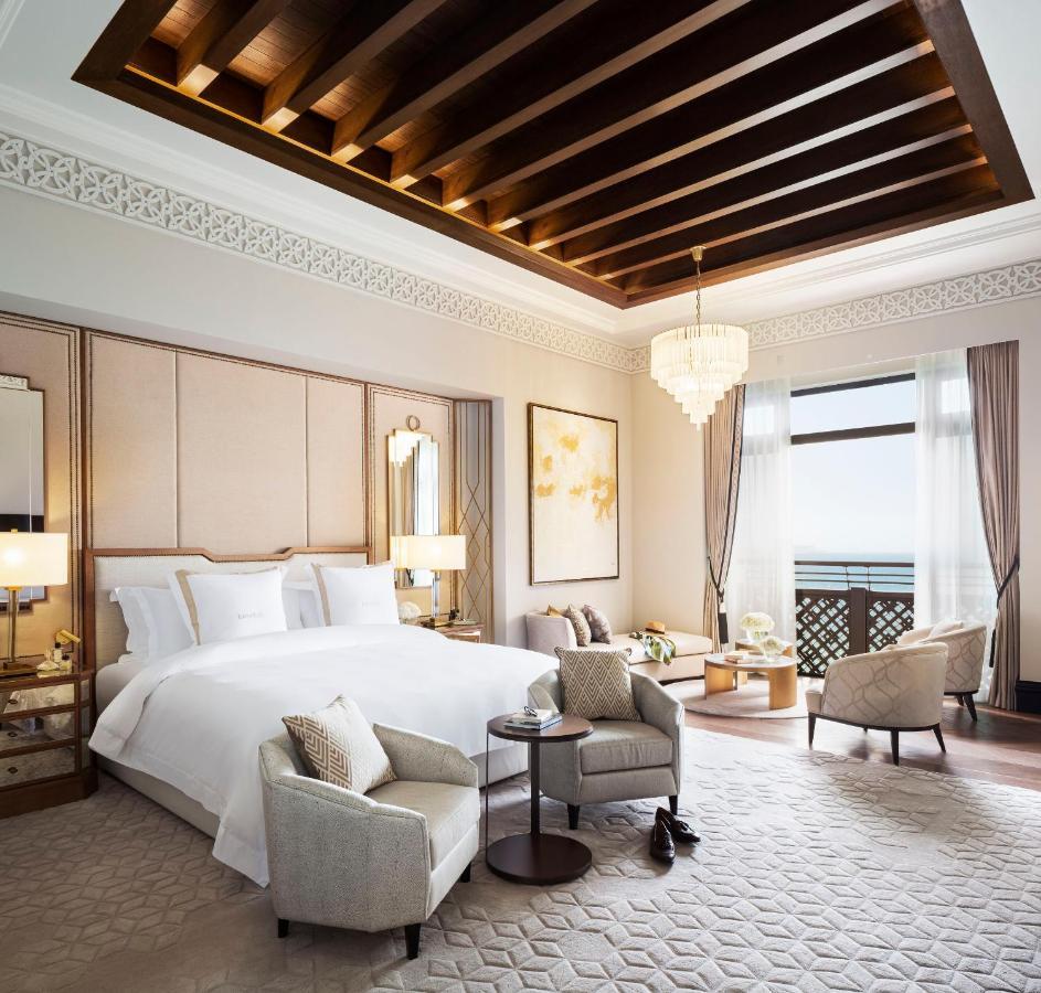 Jumeirah Mina Al Salam ดูไบ ภายนอก รูปภาพ A suite at Jumeirah at the Etihad Towers